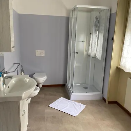 Guest house Megaride's Dependance Como