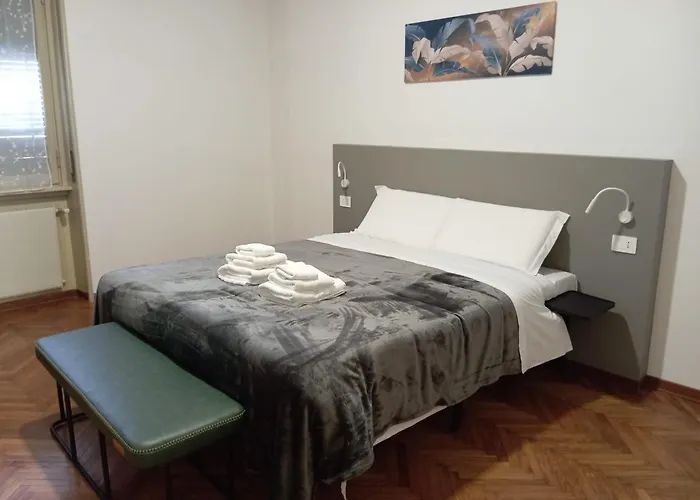 Megaride's Dependance Como