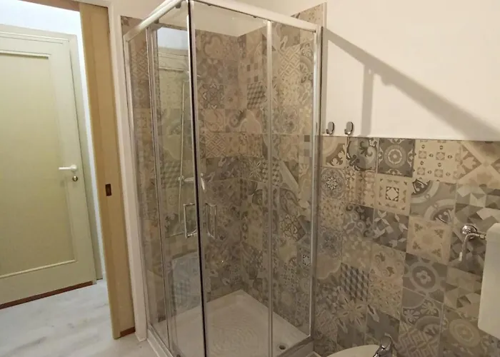 Megaride's Dependance