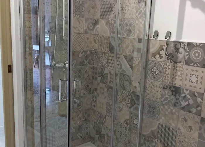 Megaride's Dependance 3* Como